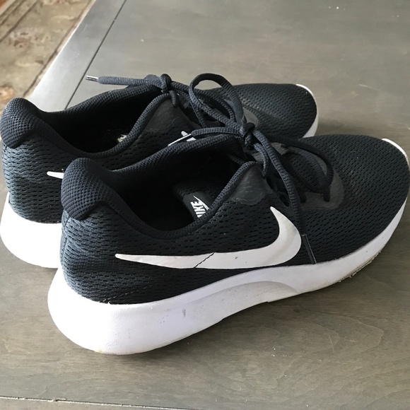 Nike Shoes - Nike Athletic Shoes